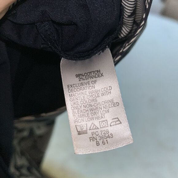 Izod navy blue pattern golf skort size 12 - Picture 9 of 9